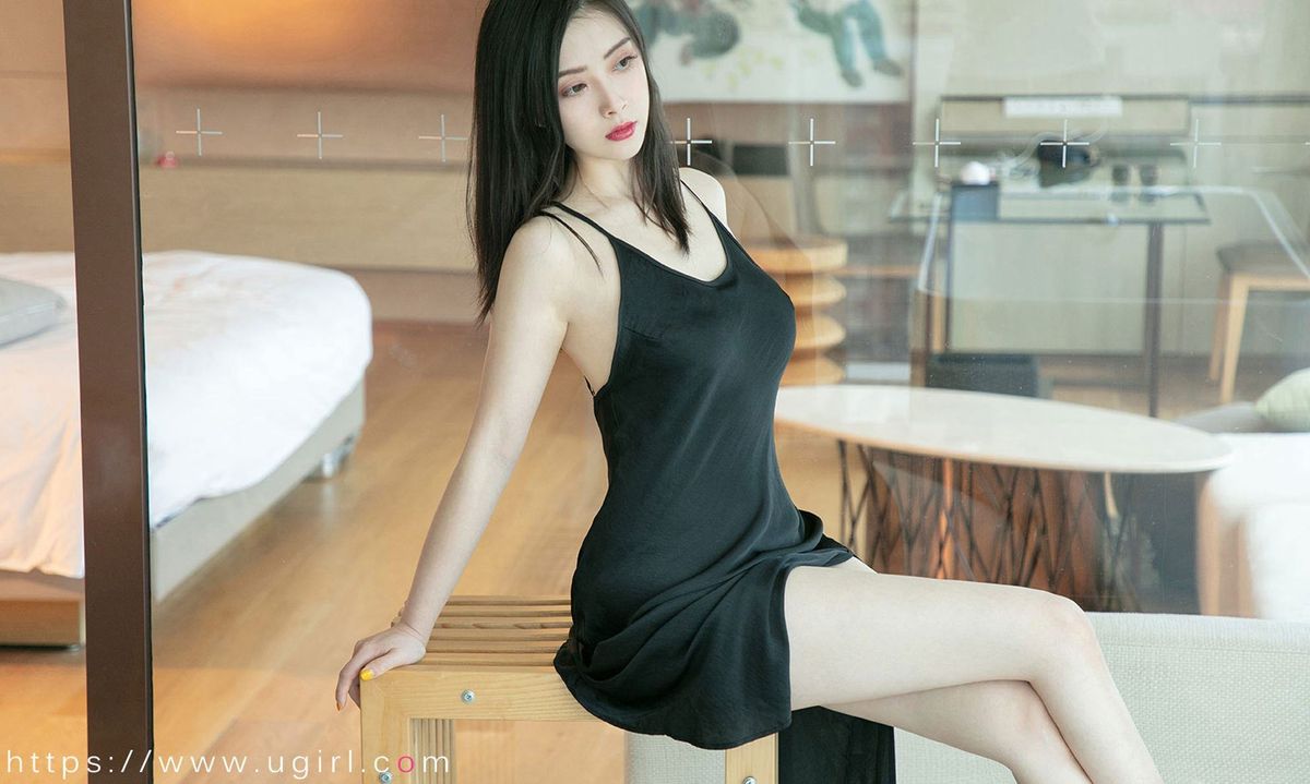 尤果网美女模特惠惠子恋爱惠率主题修长美腿冷艳性感写真