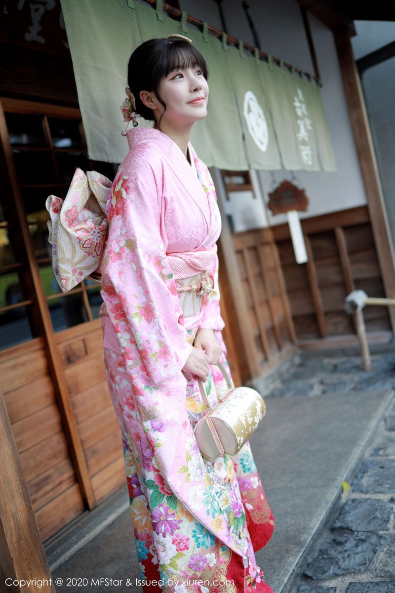 模范学院美女模特Flower朱可儿绚丽和服与私房魅惑日本旅拍